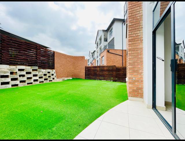 3 BEDROOM APARTMENT RENTED IN OLIVEDALE